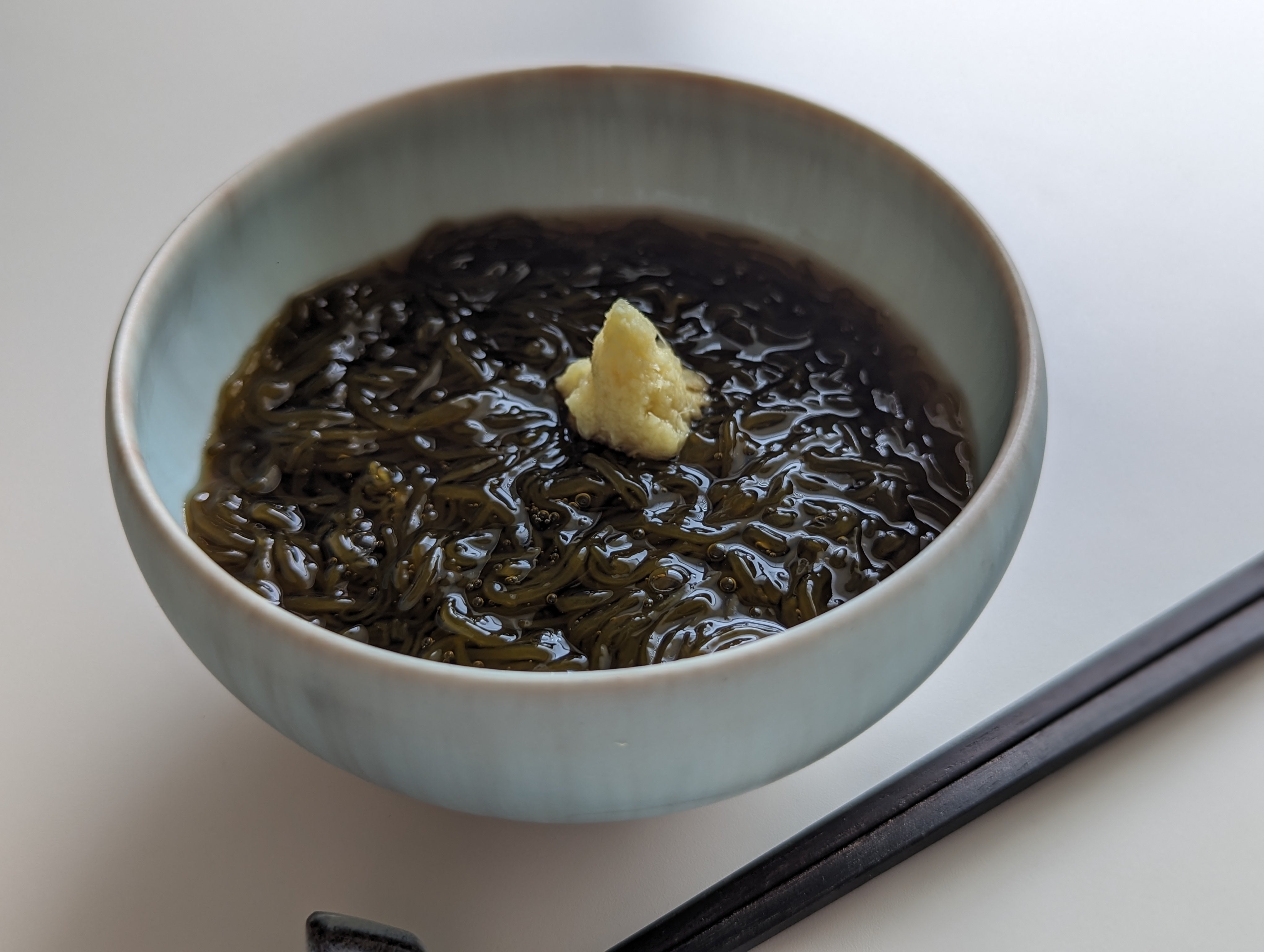 普段のモズクと何が違う？「ねばりを楽しむ もずく」とは – SEA